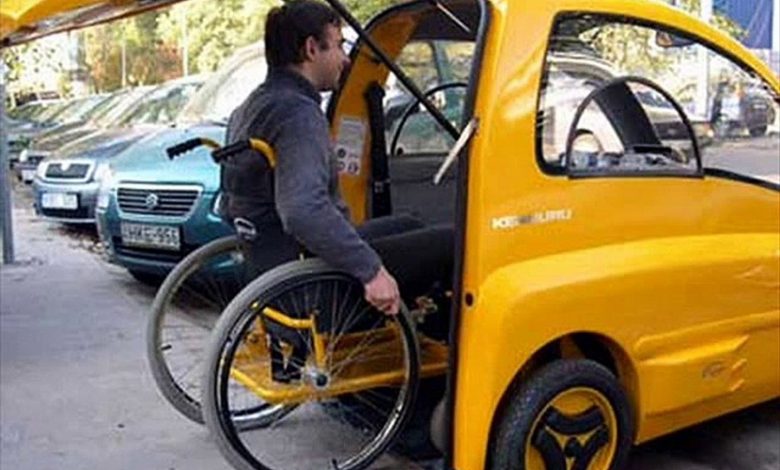 Empresa criou carro elétrico para cadeirantes