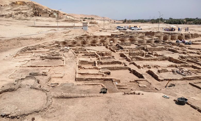 “Cidade de Ouro” de mais de 3 mil anos é encontrada no Egito