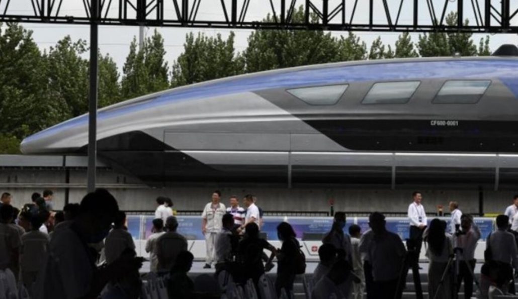 Trem chinês de levitação magnética é mais rápido do mundo chegando a 600 km/h