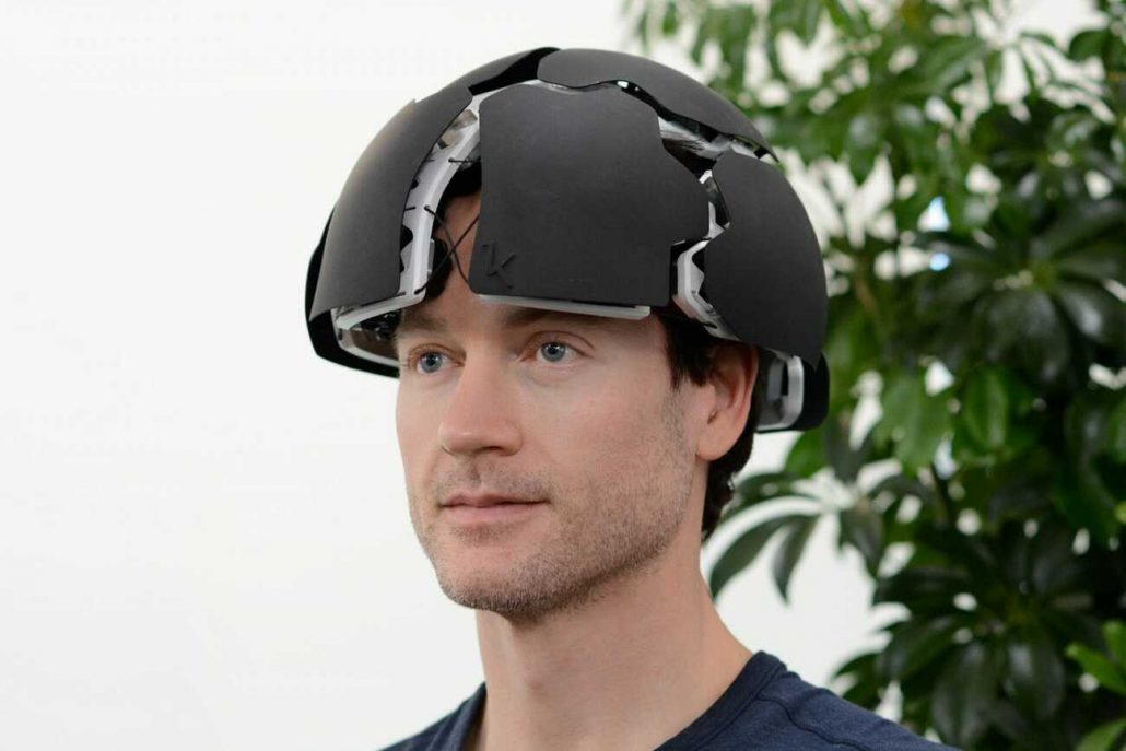 Startup americana desenvolve capacete capaz de “ler” a mente de quem estiver usando