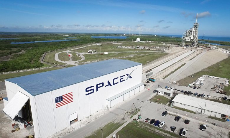 SpaceX é escolhida pela NASA para missão à lua de Júpiter