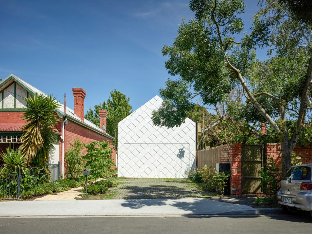 Casa ecológica utiliza painéis solares e tecnologia inovadora para produzir 100 kwh por dia