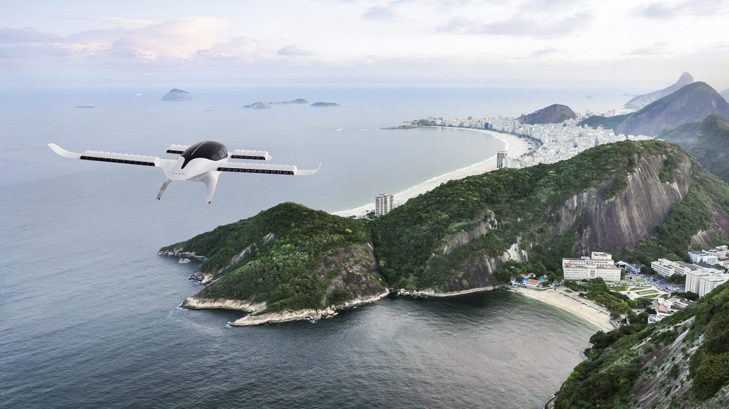 Companhia aérea Azul fecha parceria para trazer 220 “carros voadores” ao Brasil para curtas viagens