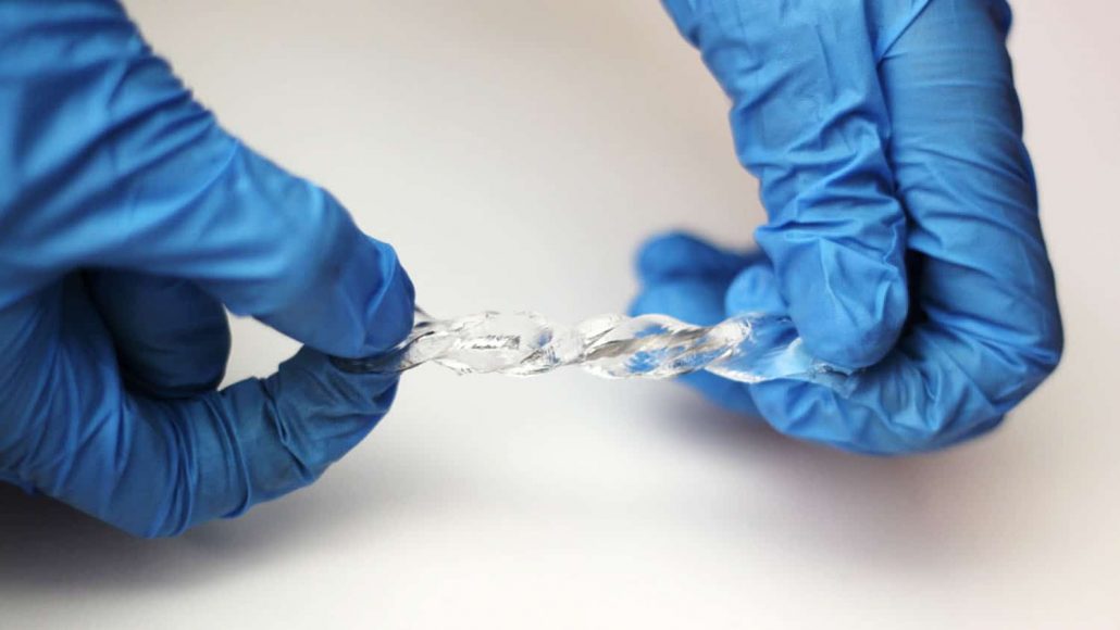 Novo material de metal líquido é capaz de transformar movimentos em energia até embaixo da água