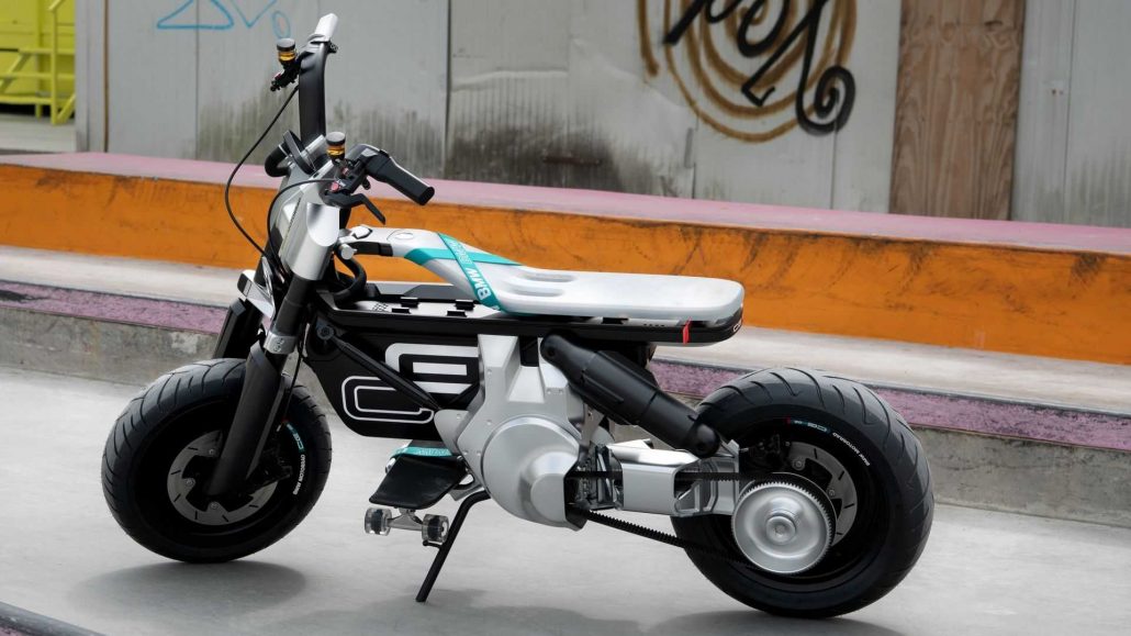 BMW lança novo conceito de moto elétrica de baixo custo que chega a 90 km/h